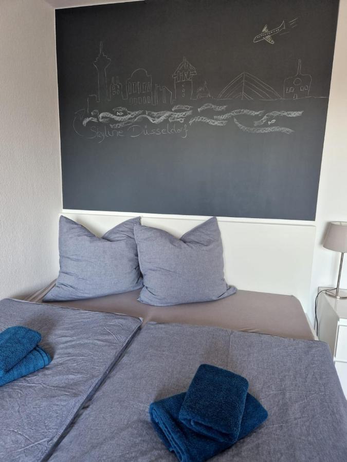 Apartment Well Located Flat With Balcony Düsseldorf