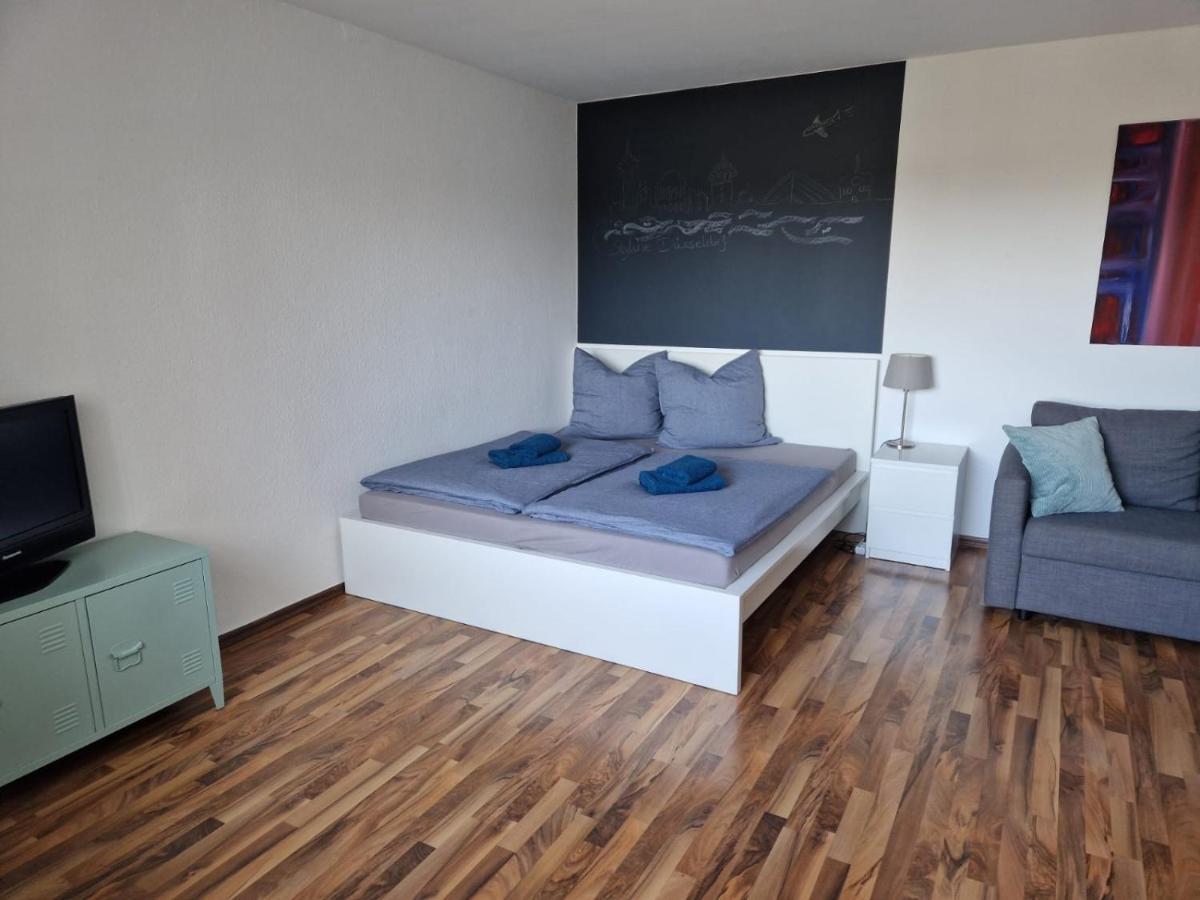Well Located Flat With Balcony Apartment Düsseldorf